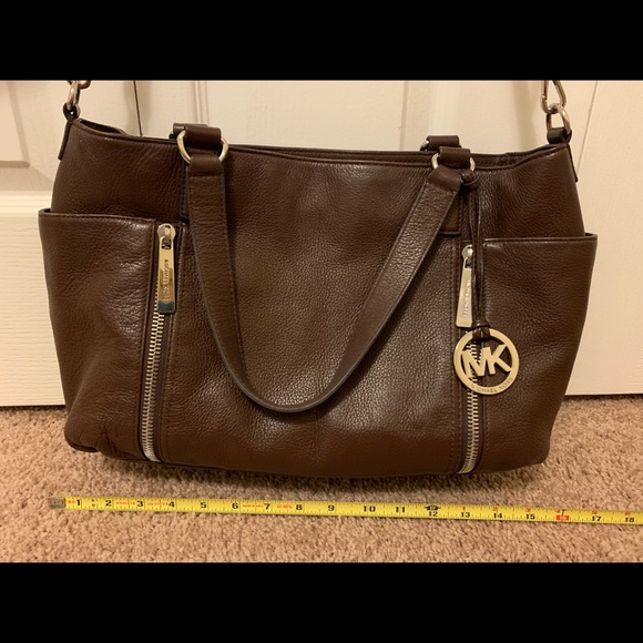 Michael Kors Brown Leather Shoulder Bag/Satchel - Picture 13 of 16